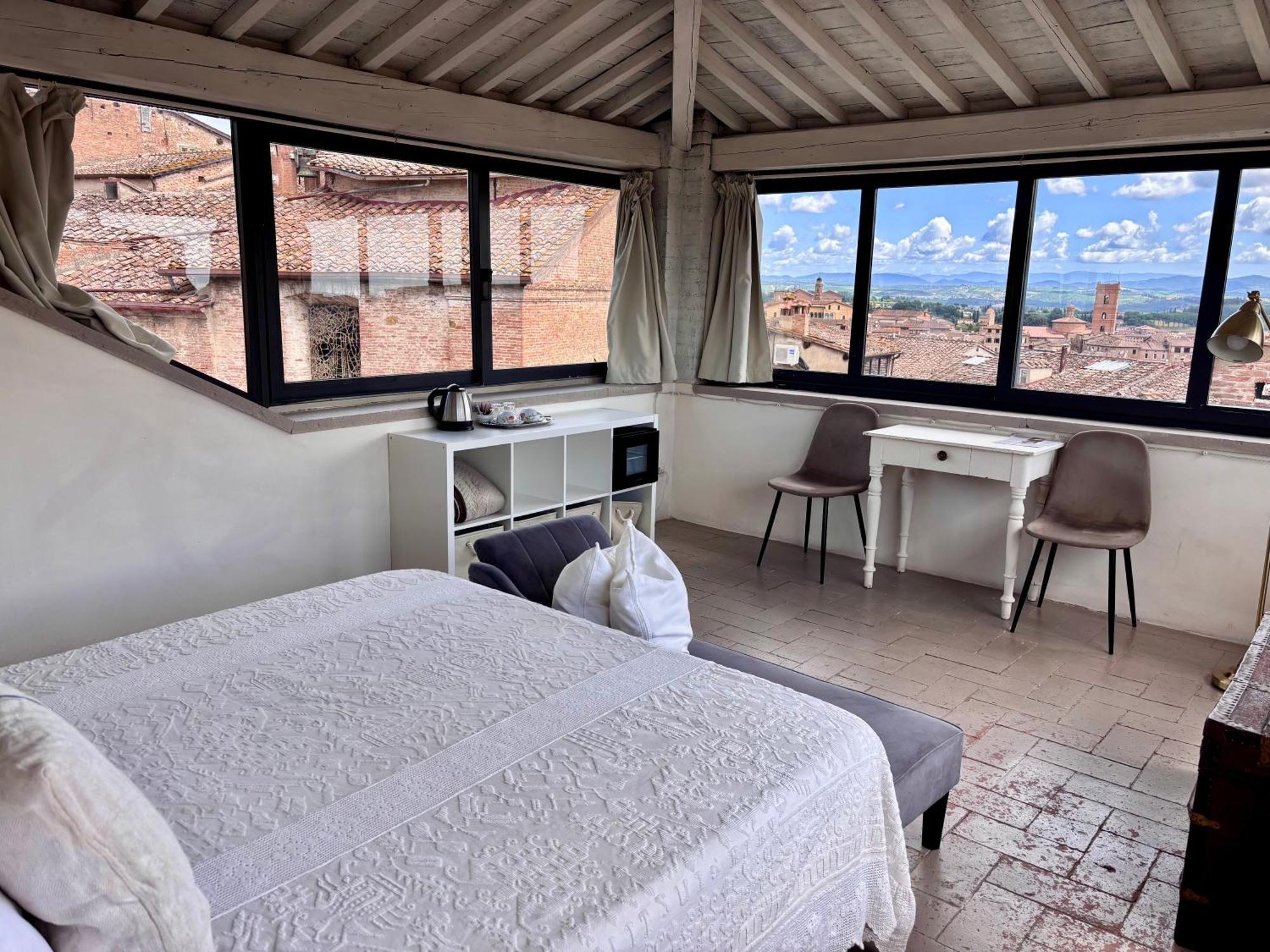1550 Residenza D'epoca Couette-café Sienne