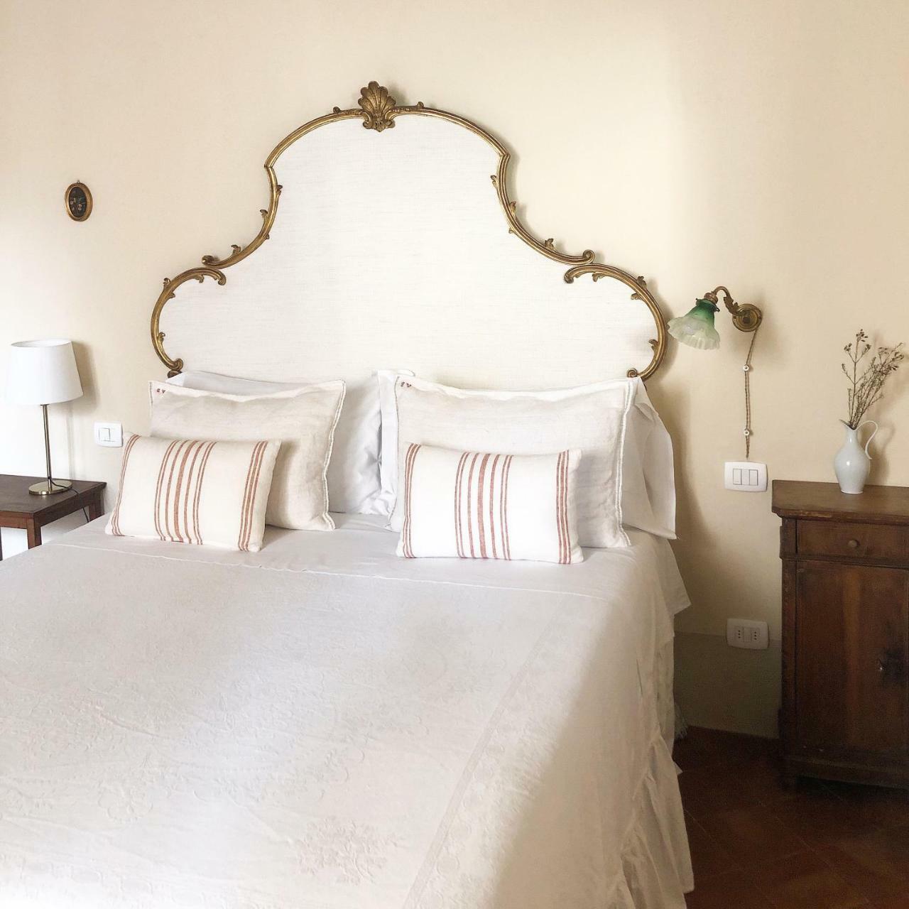 Alojamento de Acomodação e Pequeno-almoço 1550 Residenza D'epoca